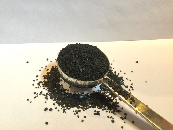 Hiwa Kai Black Lava Sea Salt Course Grind (1 oz, 8 oz max)