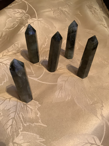 Labradorite Form
