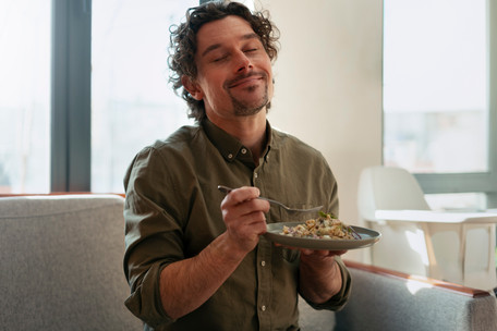 Mindful Eating: How CBD Can Enhance Your Relationship with Food