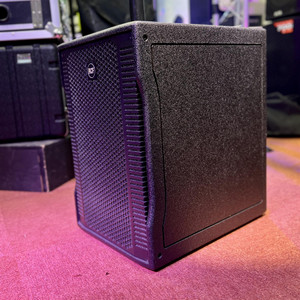 Used RCF Evox 8 Line Array System Inc Cover and Poles (A)