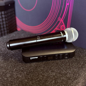 Used Shure BLX24UK/PG58-K3E Wireless Vocal System with PG58