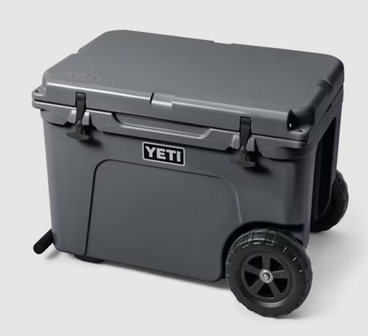 https://cdn11.bigcommerce.com/s-s7ib93jl4n/images/stencil/1280x1280/products/58893/93244/Haul-Wheeled-Cooler-Charcoal-4__28744.1687970132.jpg?c=2?imbypass=on