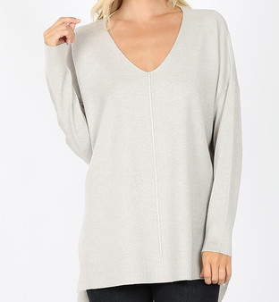 PLUS SIZE GARMENT DYED HI-LOW HEM FRONT SEAM SWEATER 
