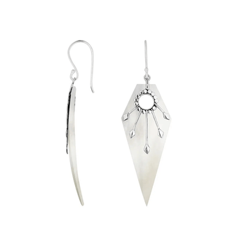Bali Design Sterling Silver Earring with Mother of Pearl