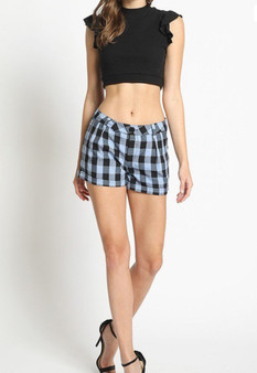 SAN SOUCI Gingham Shorts with Cuffed Legs Pockets and Zipper Front in 2 Colors