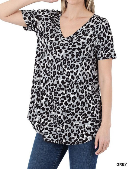 LEOPARD PRINT SHORT SLEEVE V-NECK TOP 2 COLORS