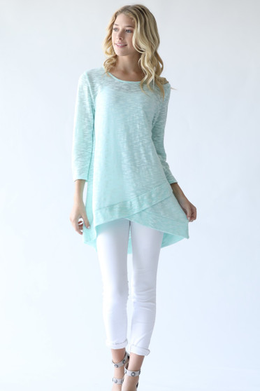 WONDERLAND Cross Over Front Band Top