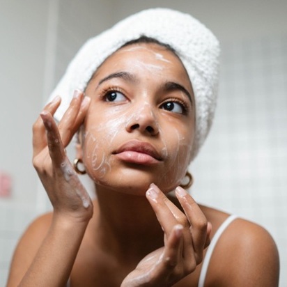 The Unmatched Benefits of Organic Facial Cleansers