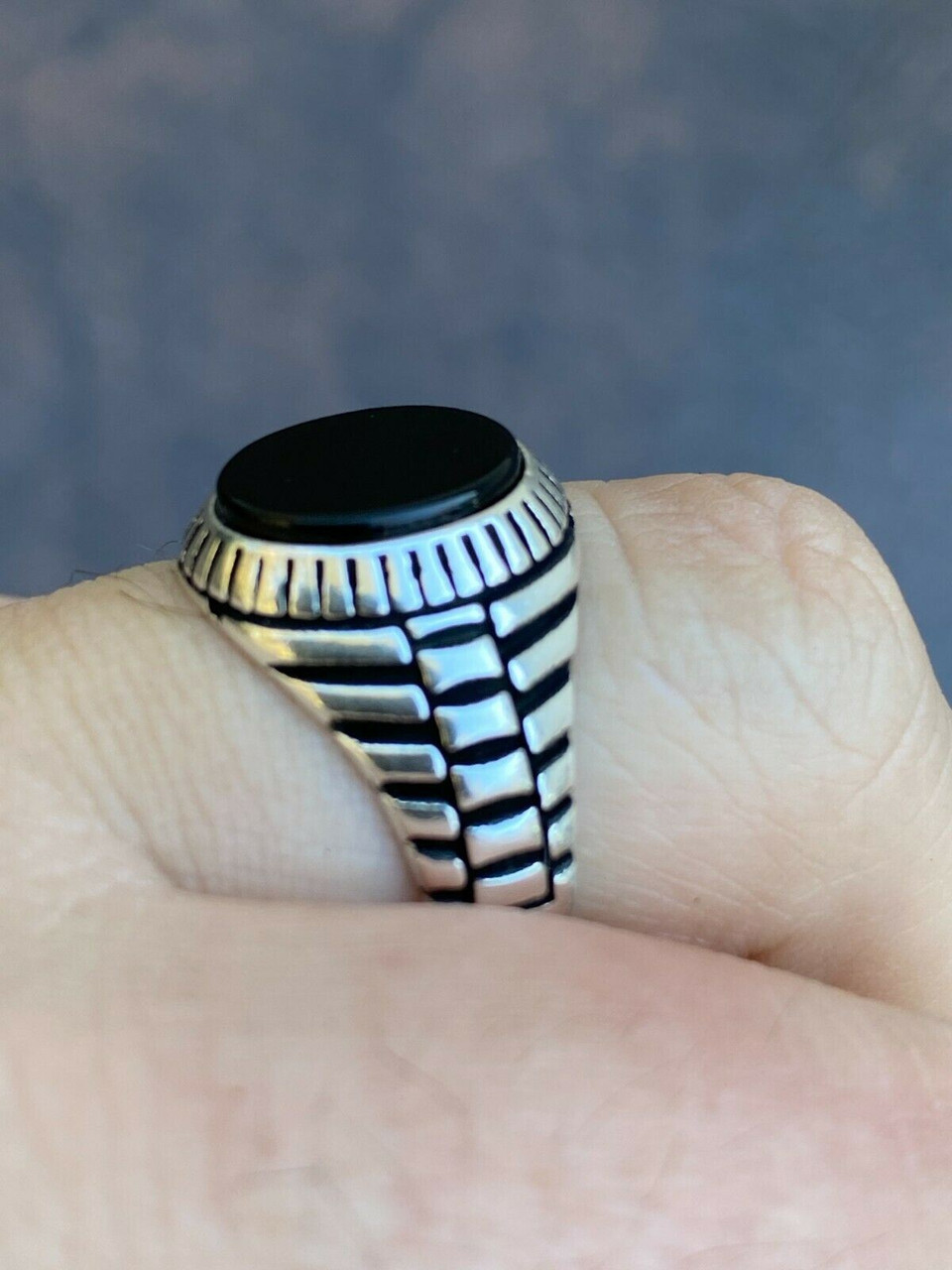送税込【CRAFTD London】Onyx Oval Stone Signet Ring (2色) 送税込【CRAFTD London】Onyx Oval Stone Signet Ring (2色)