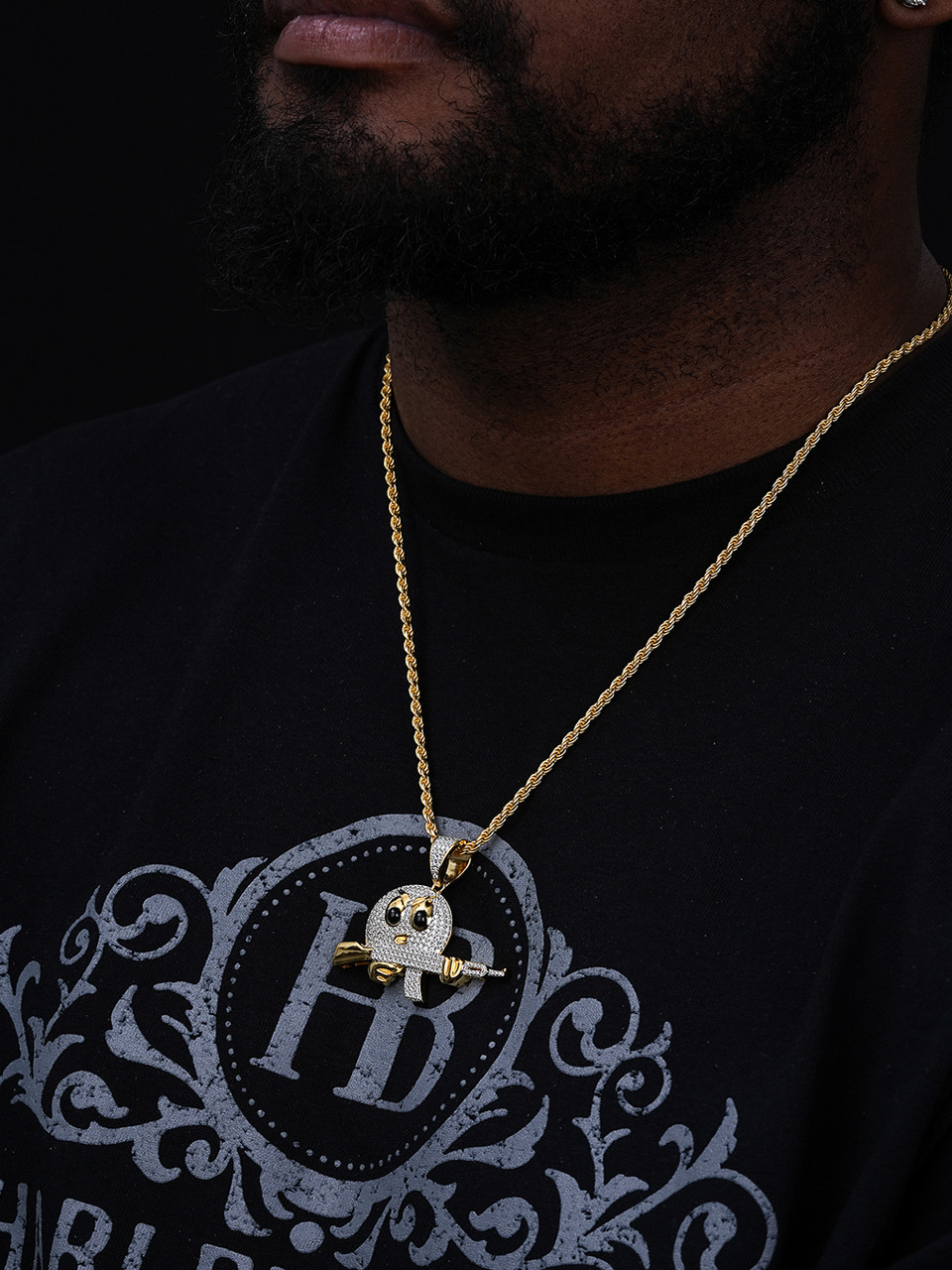 ビンテージ　コカイン　マリファナ　ak47 PLAYBOY　ネックレス　ワッペン MOISSANITE Real Silver / Gold Angry Emoji W. AK47 Gun Necklace