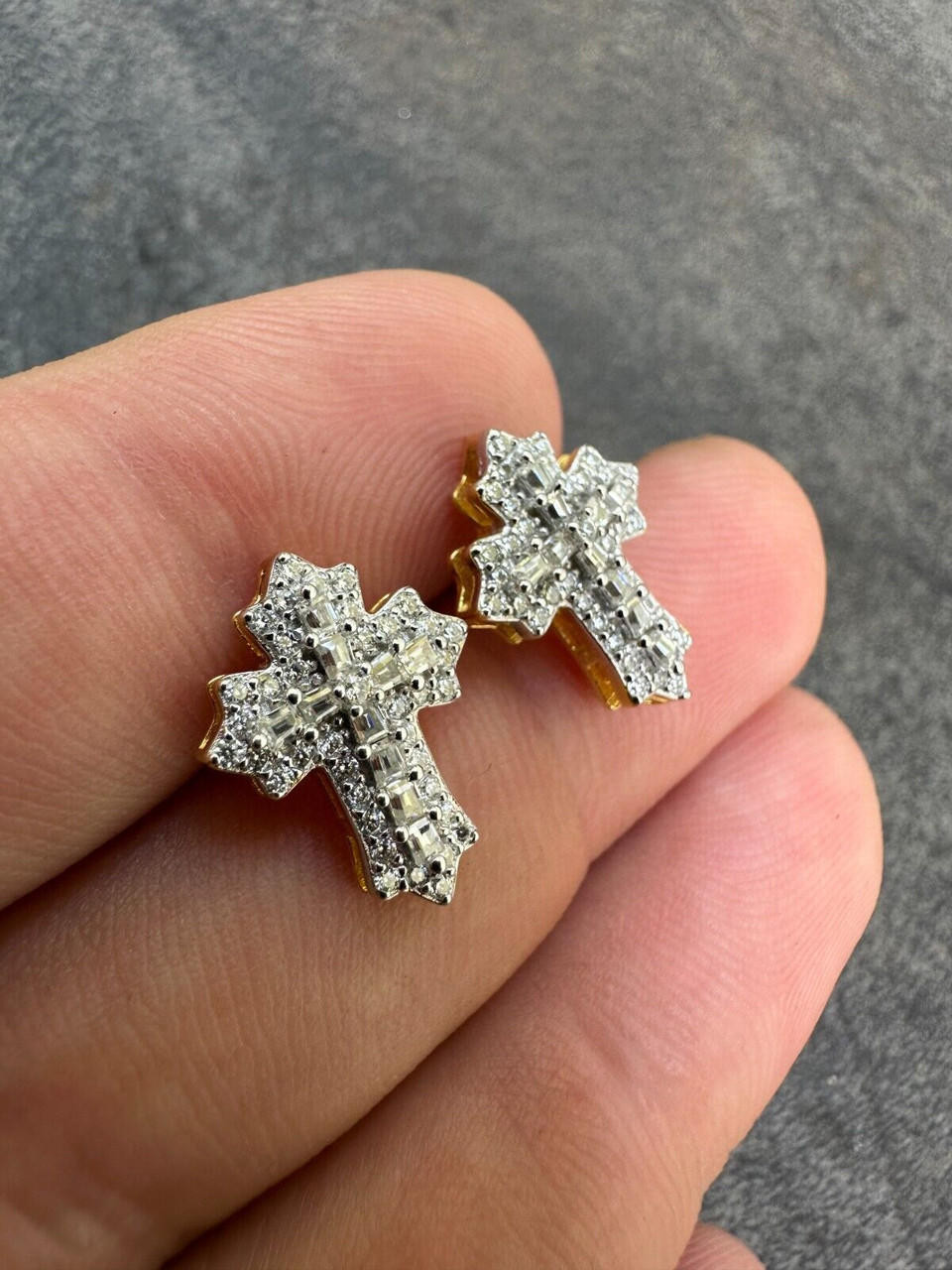 ピアス Luxury Street Wear ICE Cross Si Earrings jewelry unisexual Luxury Punk Cross Earrings for Men Iced Out Zirconia Hiphop
