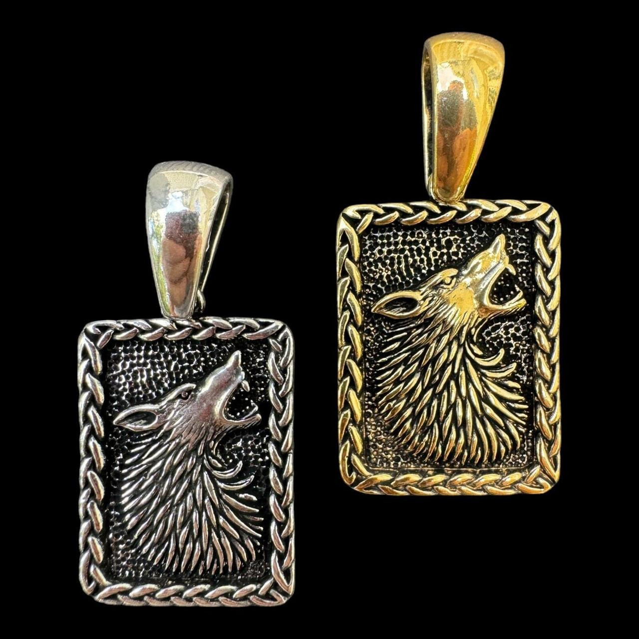 Solid 925 Silver / Gold Plated Oxidized Howling Lone Wolf