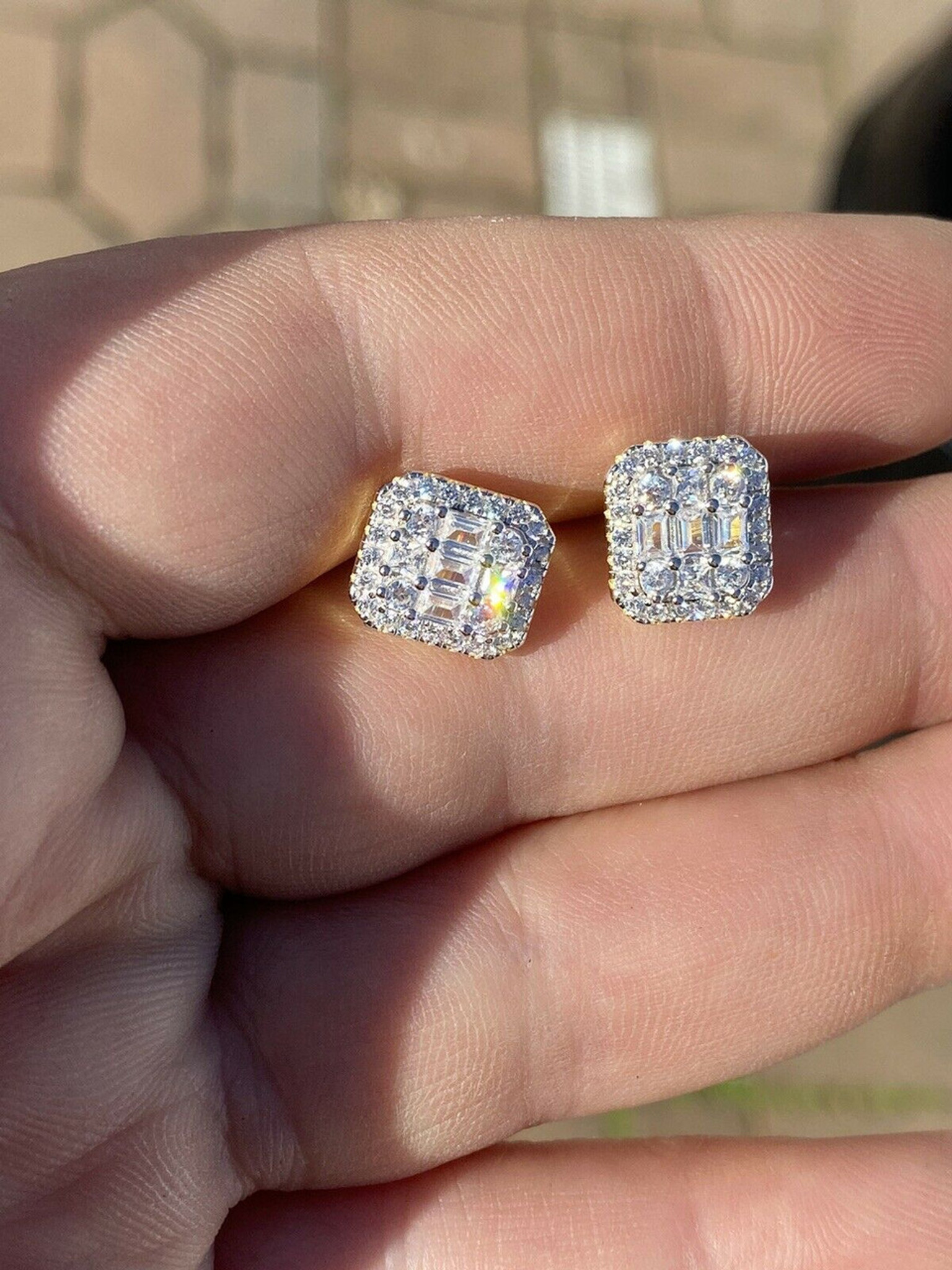 Luxury Vvs Grown Diamond S925 14K Solid Gold Stud Earrings Men Women  Earrings - China Lab Diamond Drop Stud Earrings and Brilliant Earring price  | Made-in-China.com