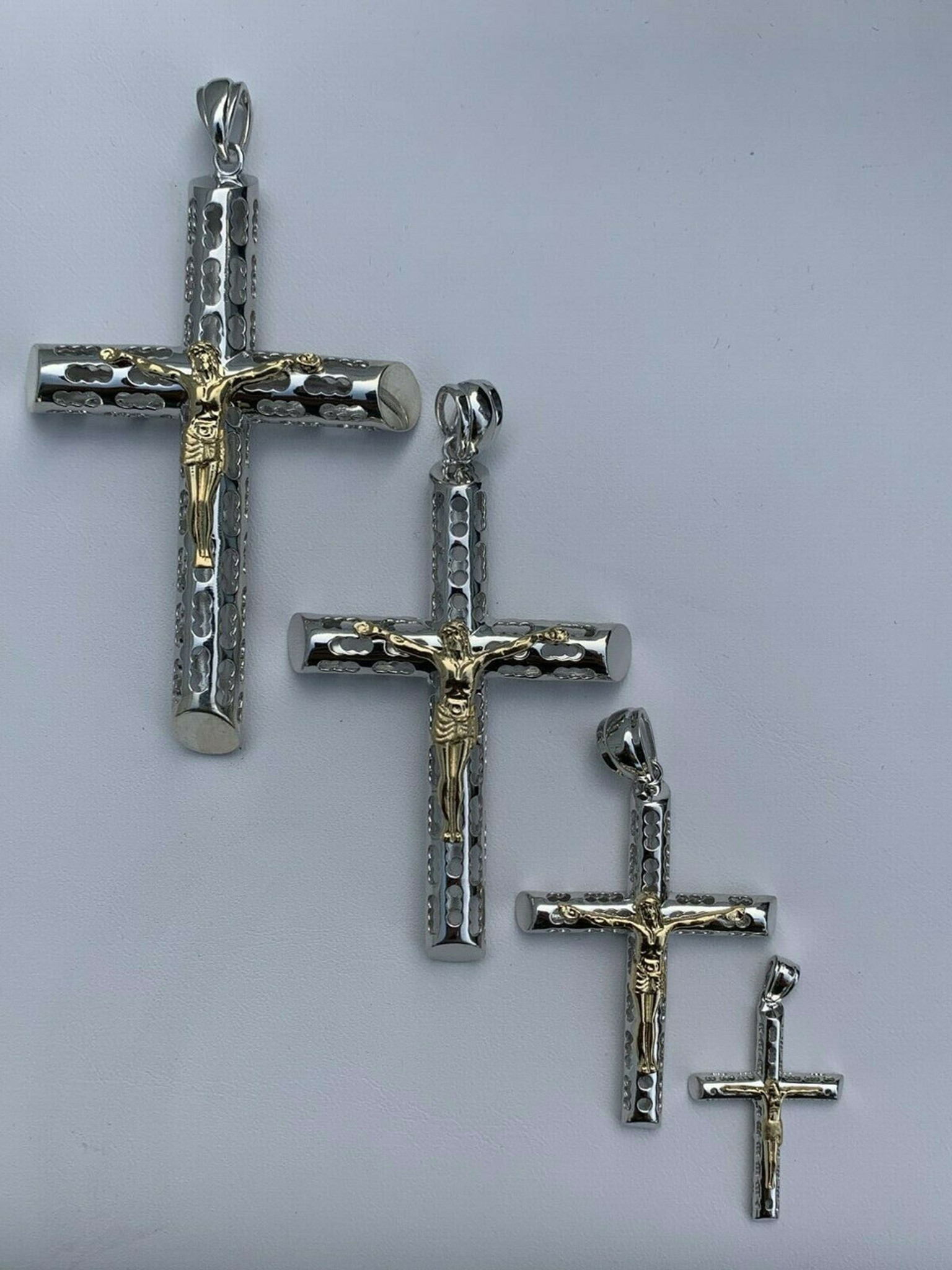 Italian Cross Pendant » JewelryThis - Custom Jewelry