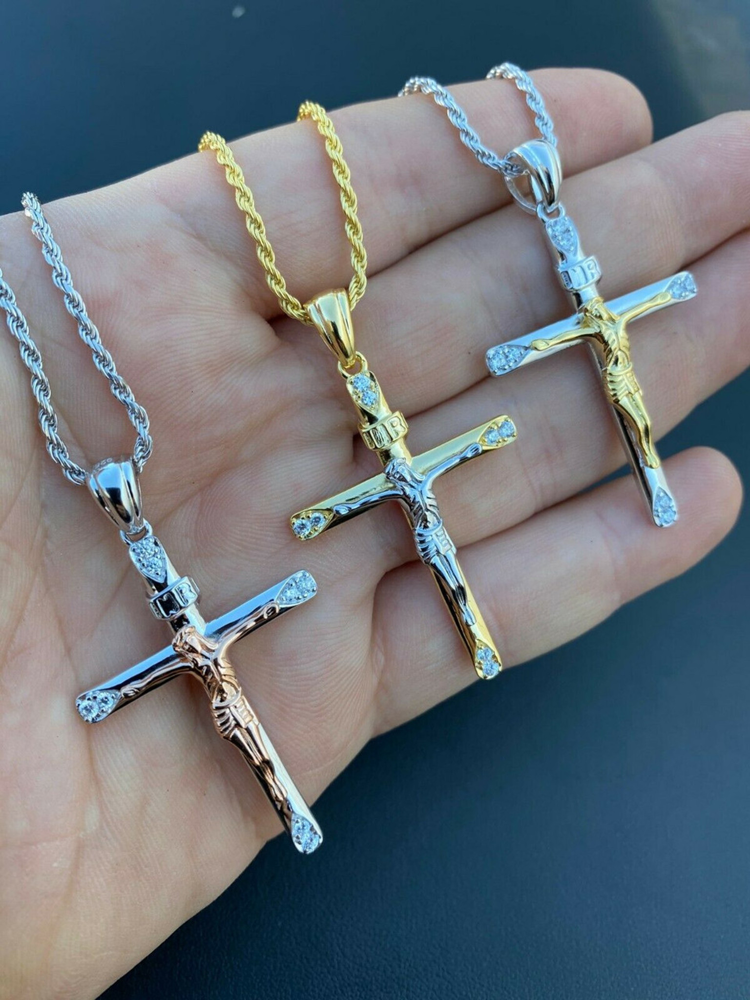 Gold and silver on sale cross necklace mens