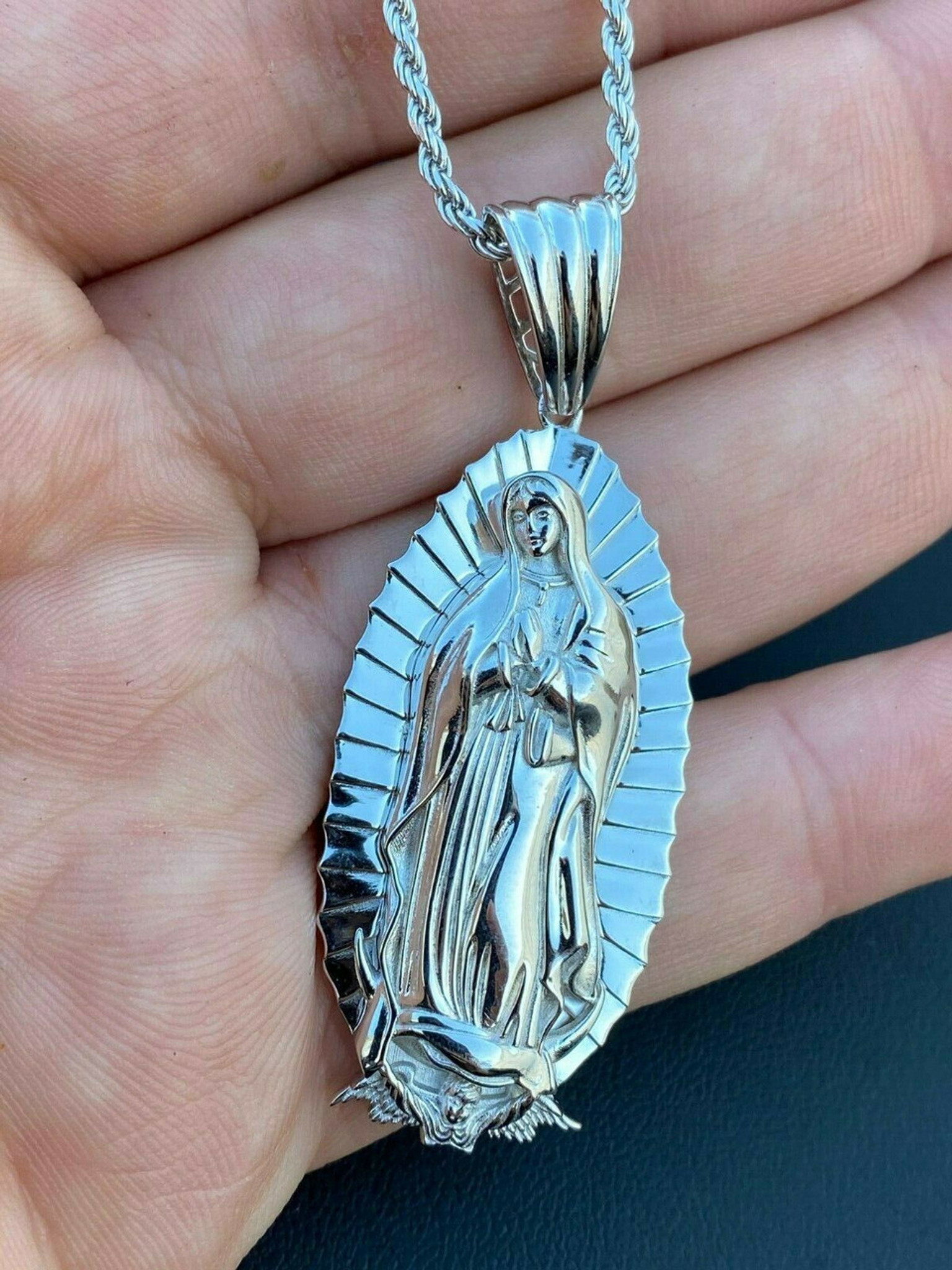 1pc Fashionable & Versatile Ins Style Stainless Steel Miraculous-medal Virgin  Mary Pendant Necklace For Women Dating, Party, And Office Workers | SHEIN  USA