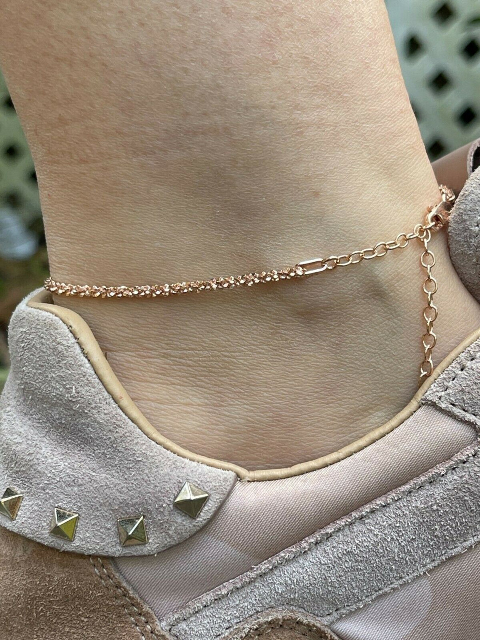 Gold anklet, elegant 24k gold plated chain ankle bracelet with leaves  charms. chic minimalist delicate jewelry, bridal wedding, autumn – Shani &  Adi Jewelry