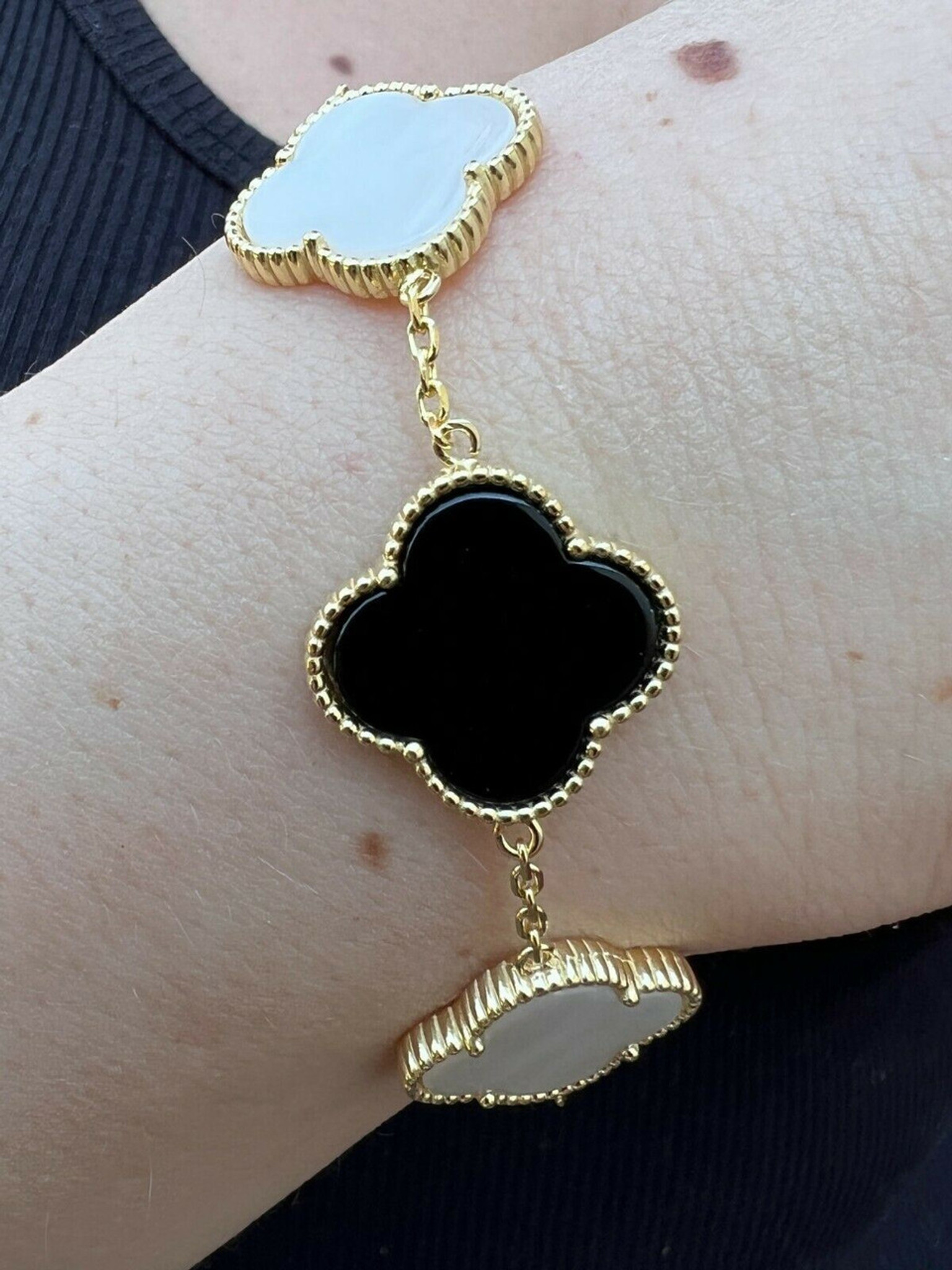 14K Yellow Gold Mother of Pearl and Onyx Clover Bracelet Small / Mother of Pearl