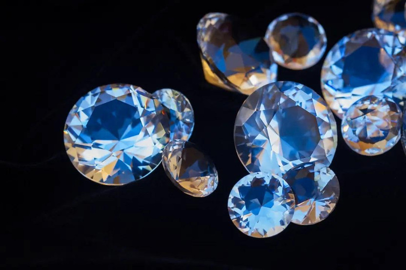 Asha vs. Moissanite vs. Amora: Best Diamond Alternatives Compared Asha vs. Moissanite vs. Amora: Best Diamond Alternatives Compared