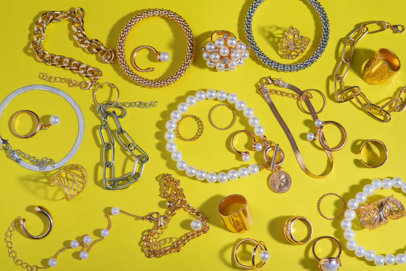 Billie Eilish Jewelry: Must-Have Pieces for Every Fan Billie Eilish Jewelry: Must-Have Pieces for Every Fan