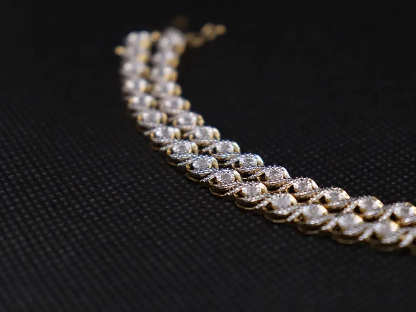 3mm vs 5mm Tennis Chain: Which One is Right for You? 3mm vs 5mm Tennis Chain: Which One is Right for You?