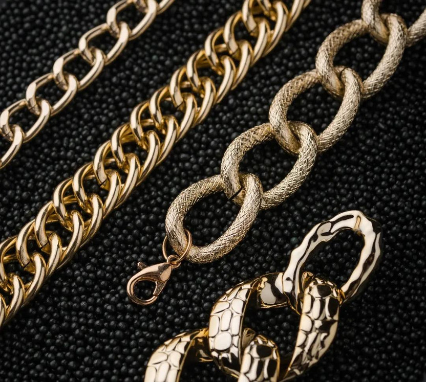 Cuban Link vs Miami Cuban Link Chains: What Is the Difference? Cuban Link vs Miami Cuban Link Chains: What Is the Difference?