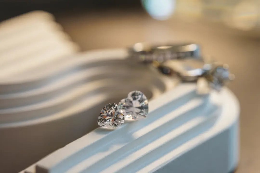 Moissanite, Cubic Zirconia, or Diamond: Making the Best Choice Moissanite, Cubic Zirconia, or Diamond: Making the Best Choice