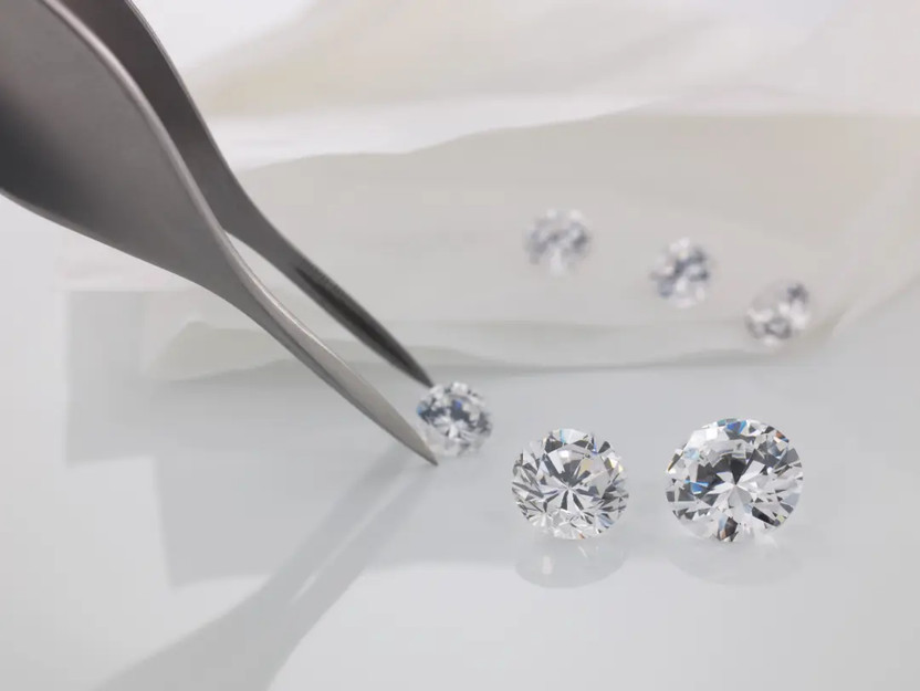 Top 5 Best Cuts for Moissanite: Enhance Sparkle and Style Top 5 Best Cuts for Moissanite: Enhance Sparkle and Style