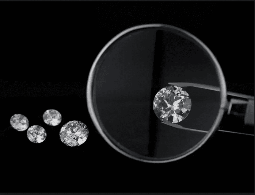What Size Moissanite Stone Should I Get for My Ring? A Buyer’s Guide What Size Moissanite Stone Should I Get for My Ring? A Buyer’s Guide