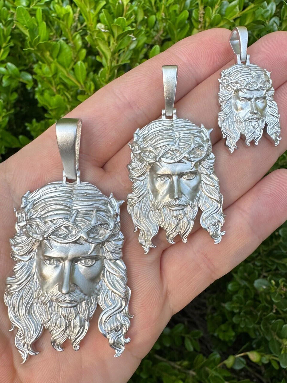 Silver jesus piece Clearance