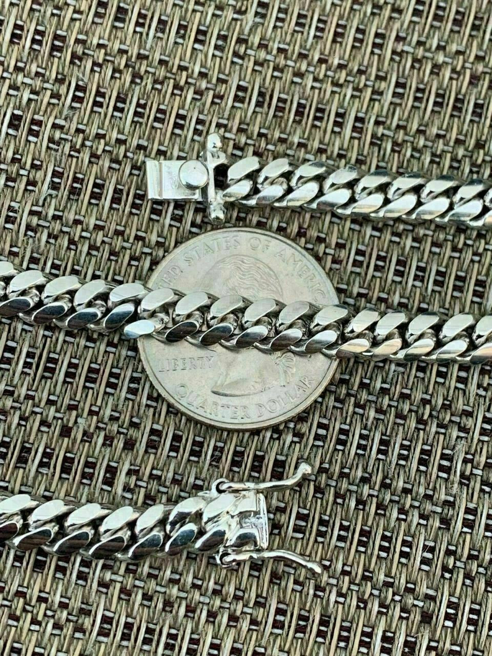 Real Solid 925 Sterling Silver Miami Cuban Chain - Heavy Men's 6mm Box Lock  Cuban Chain - 18-30 Made In Italy, Metal : : Clothing, Shoes &  Accessories