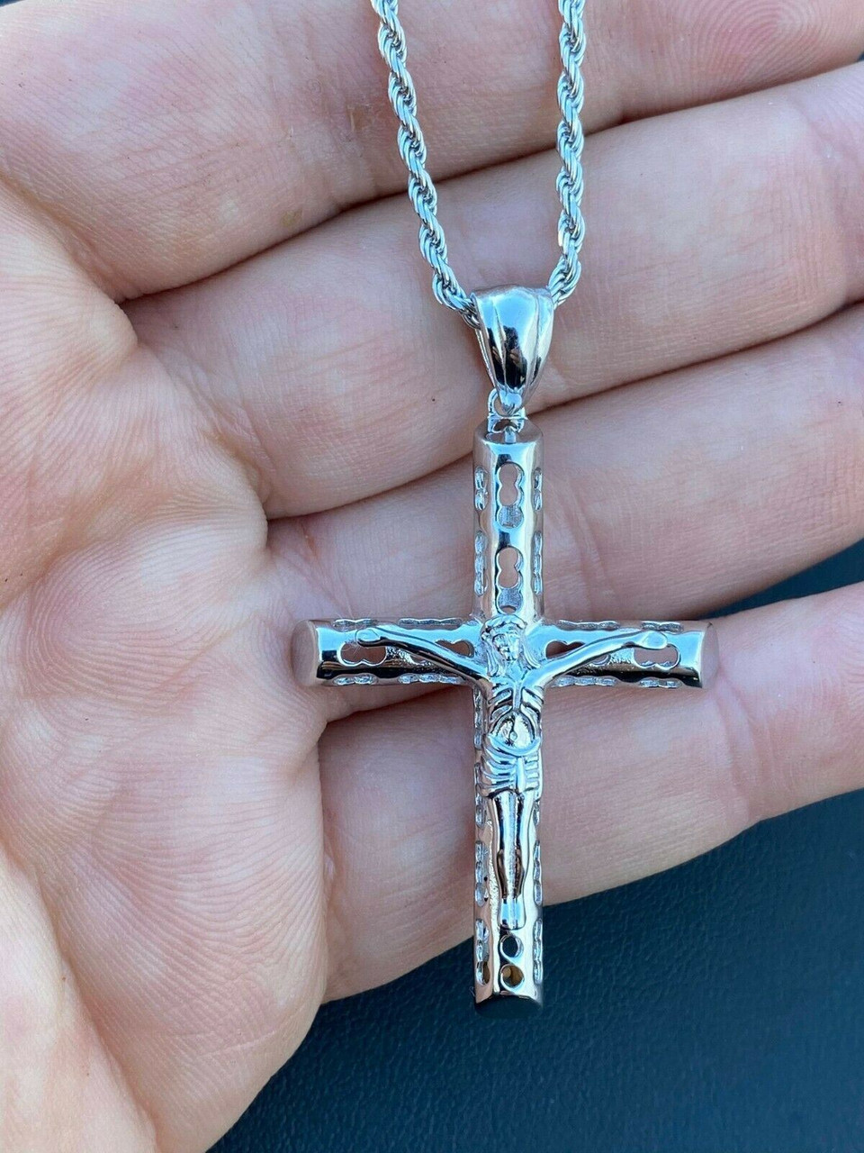 Men's Large Crucifix Pendant Necklace in Sterling Silver