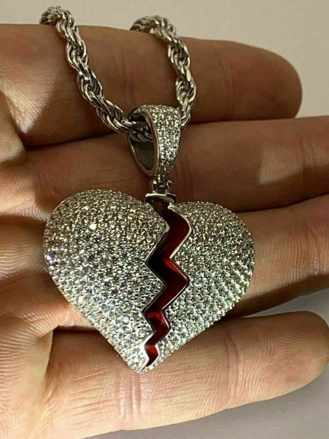 King Ice Broken Heart Necklace | Urban Outfitters Mexico - Clothing, Music,  Home & Accessories