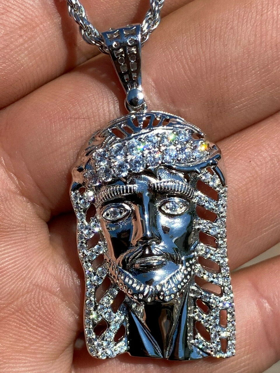 Silver jesus piece Clearance