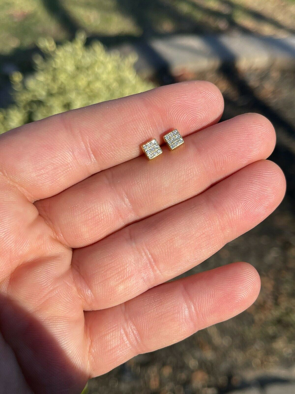 10K Yellow Gold Small Diamond Stud