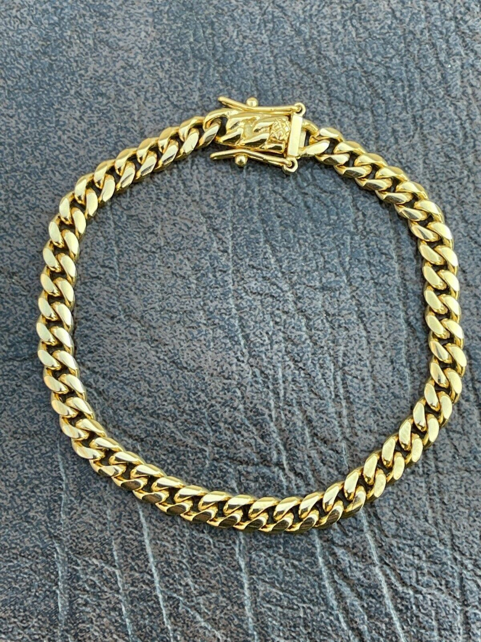 mens 18k gold cuban link bracelet