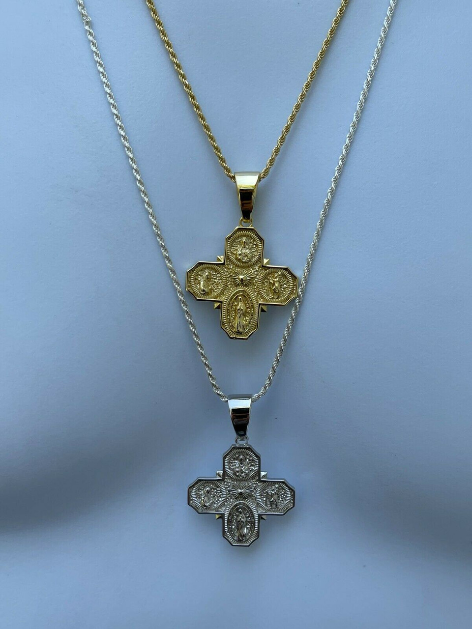 morir 3Pcs Stainless Steel Jesus Christ Crucifix Catholic Cross Pendant  Necklace Set Religious Jewelry for Men Women Unisex : Amazon.in: Jewellery