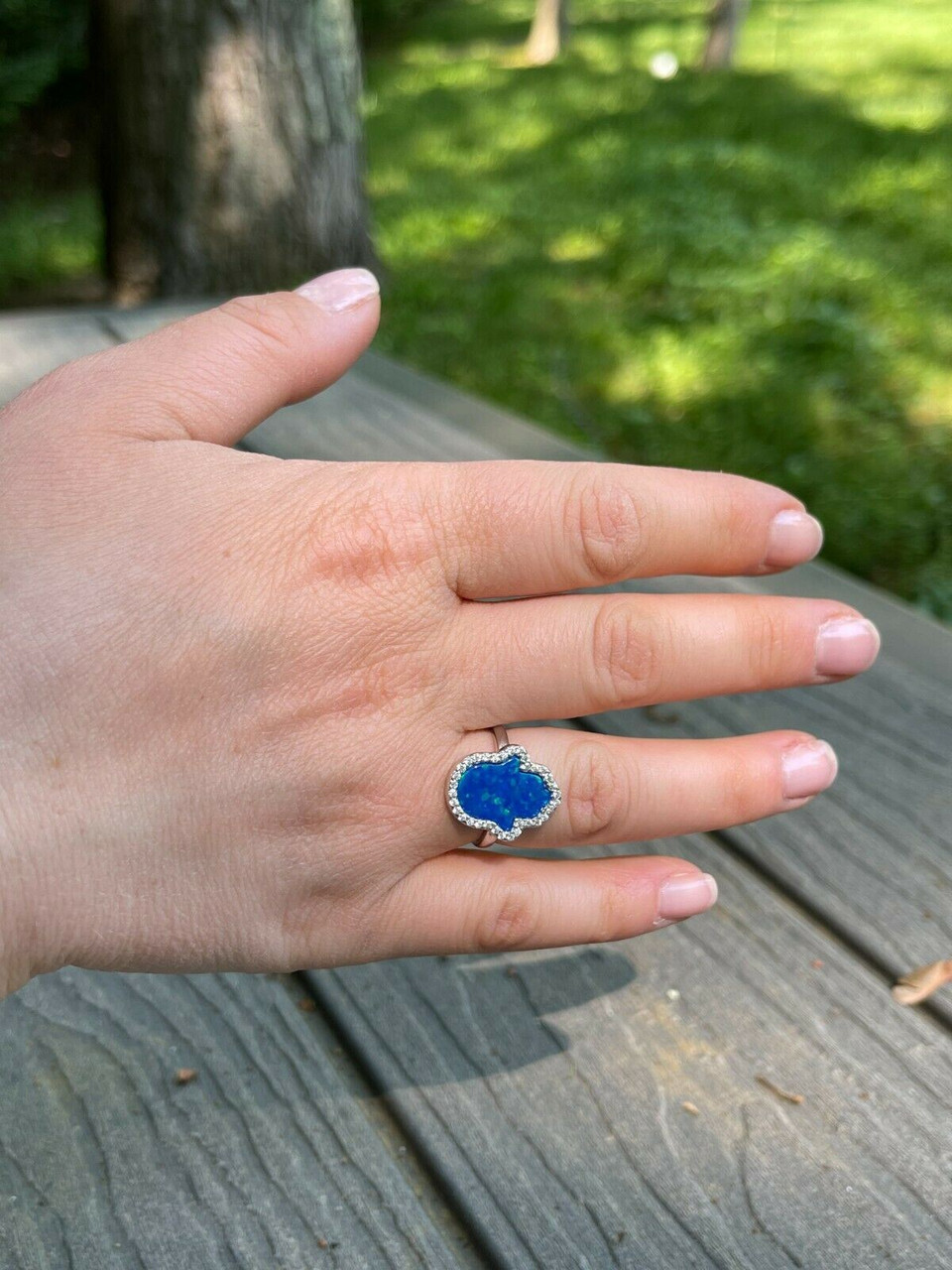 Ceylon Sapphire in Perfect Indigo Blue, Diamonds Ring