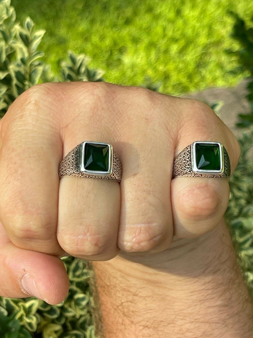 GREEN SQUARE RING