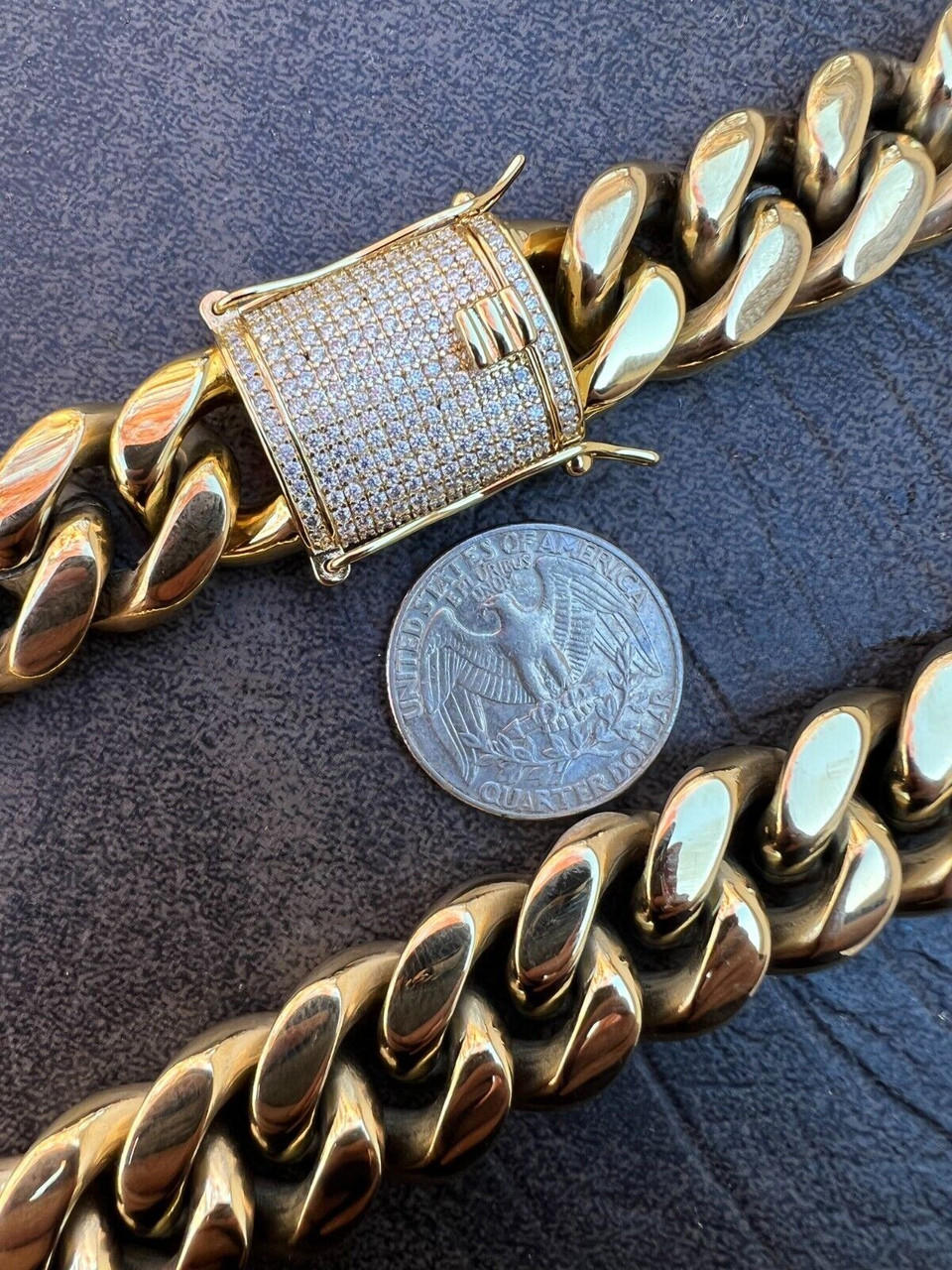 Gold Cuban Link Clasp (LIMITED EDITION*)