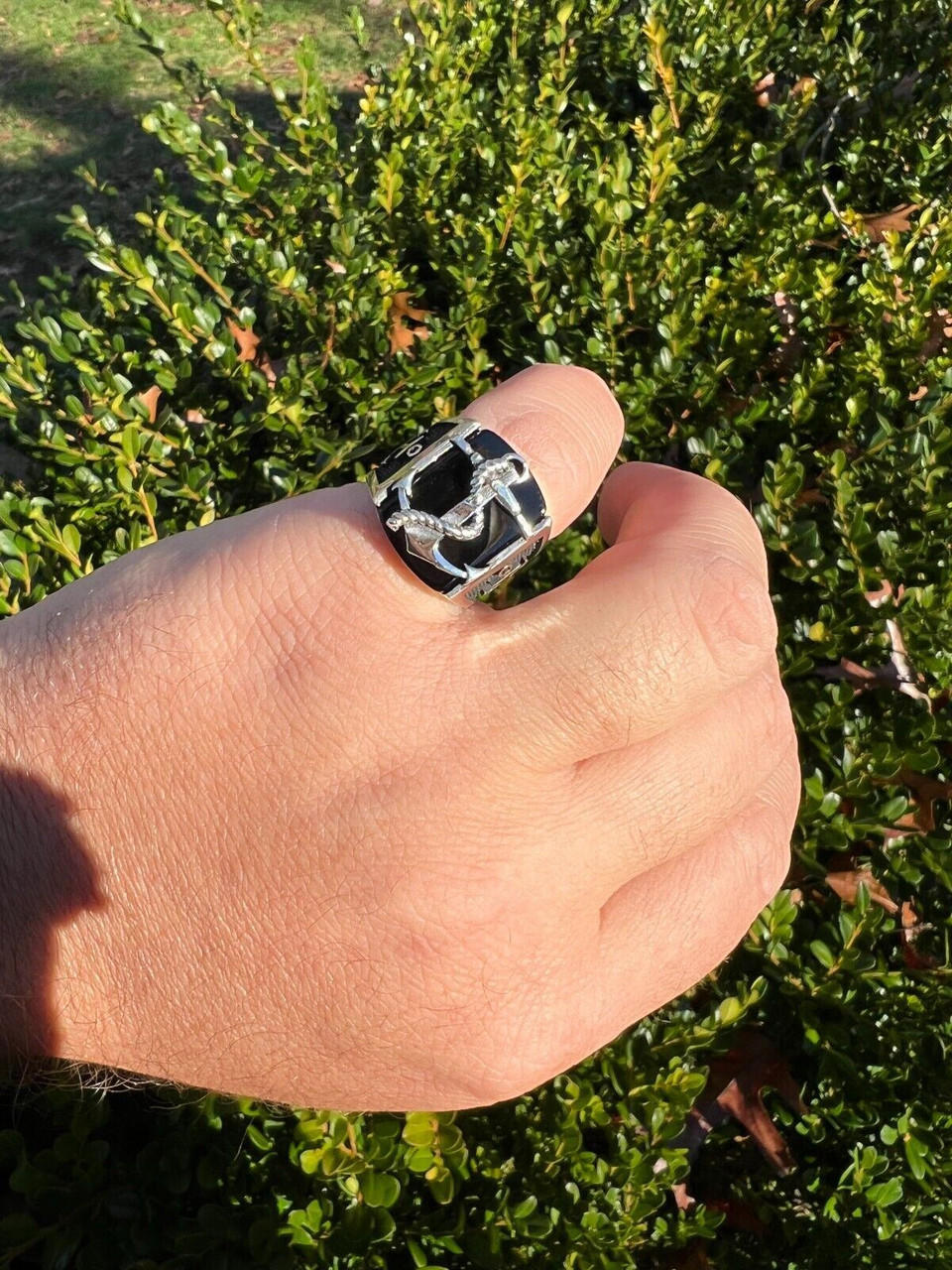 Men's Black Onyx Rings and their Beneficial Nature