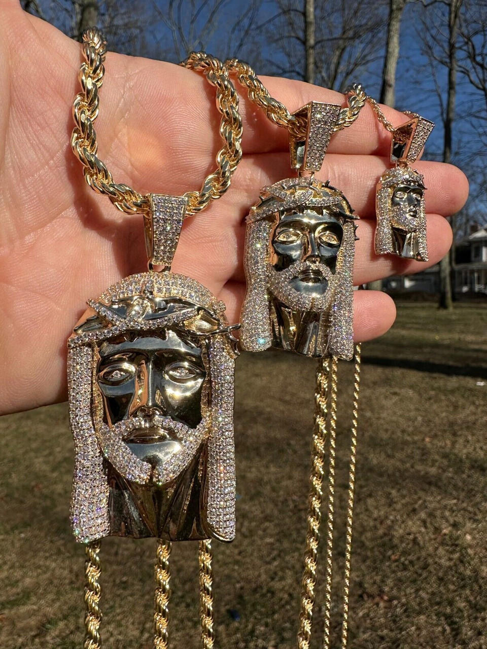 Jesus piece store iced out