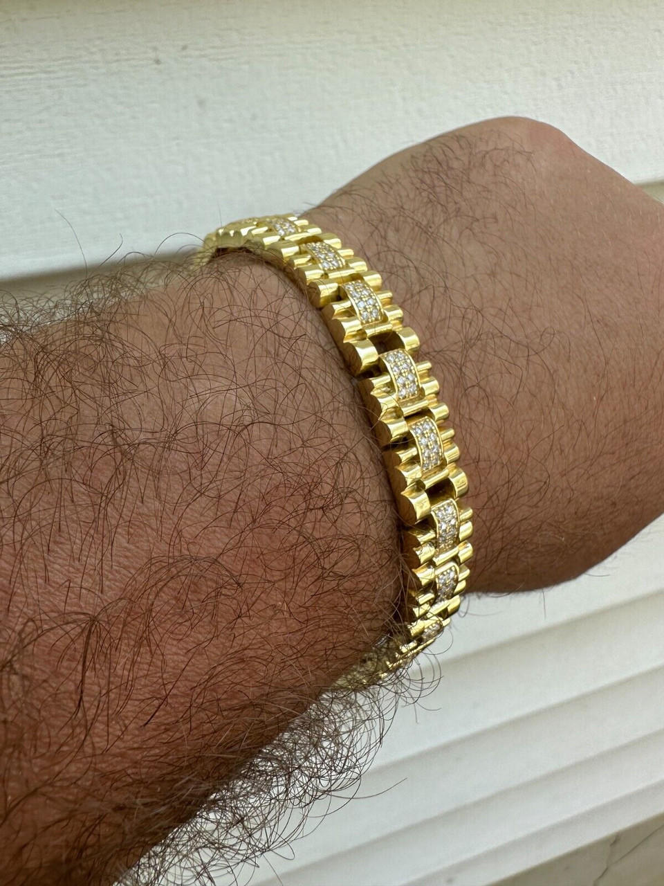 Diamond Cuban Link Bracelet 10mm in Yellow Gold - 7 Inches - Gold Presidents