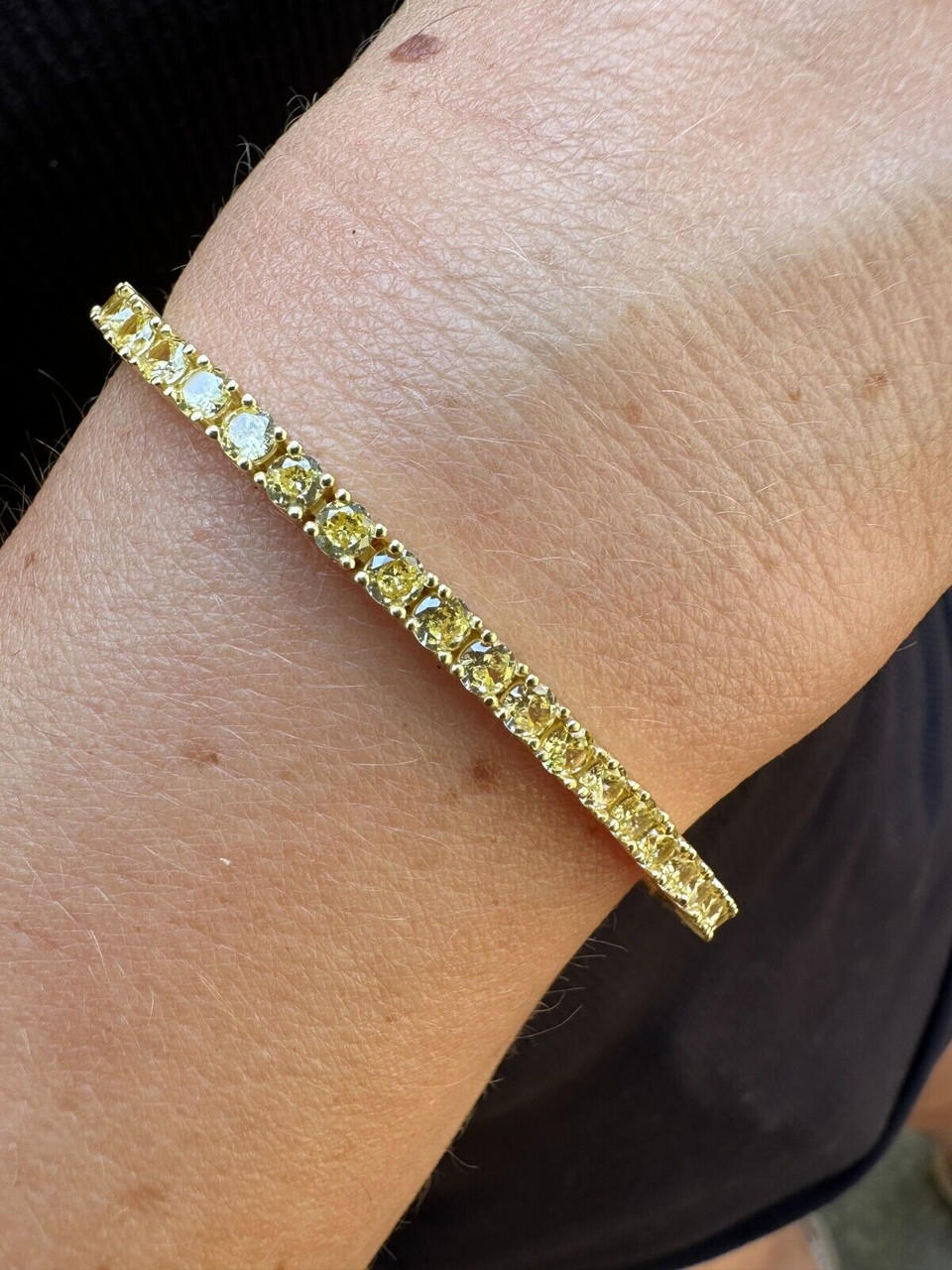 18K White and Yellow Gold and Diamond Bangle Bracelet - BR-2677