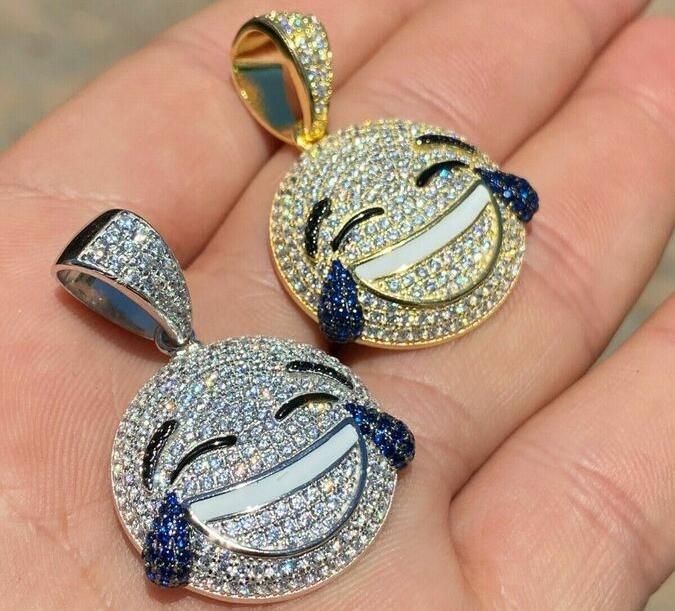 diamond-emoji-pendant