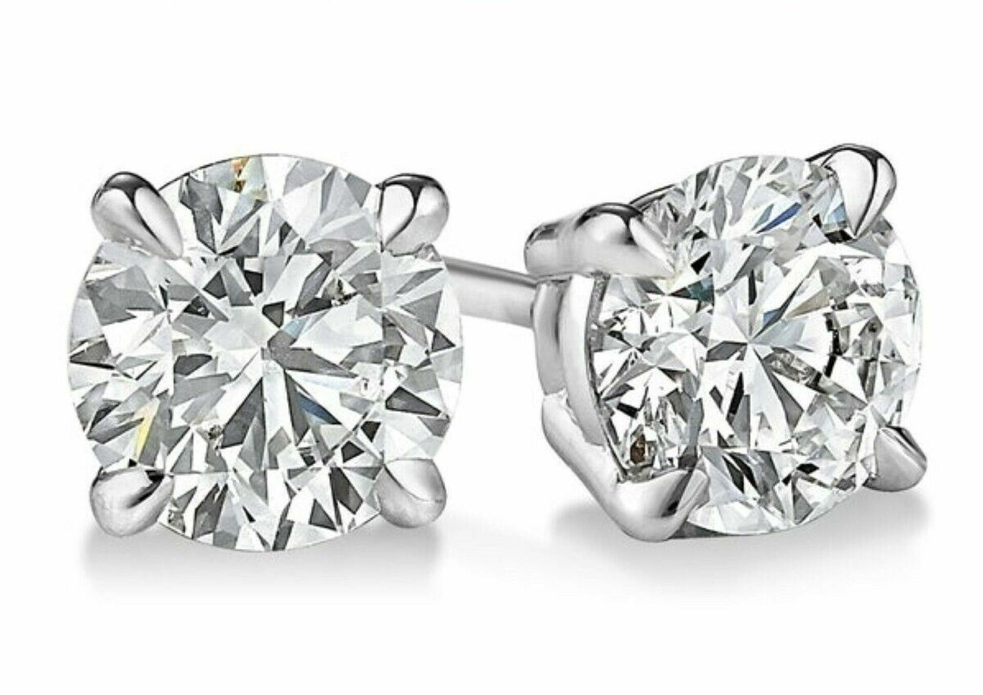 moissanite-earrings