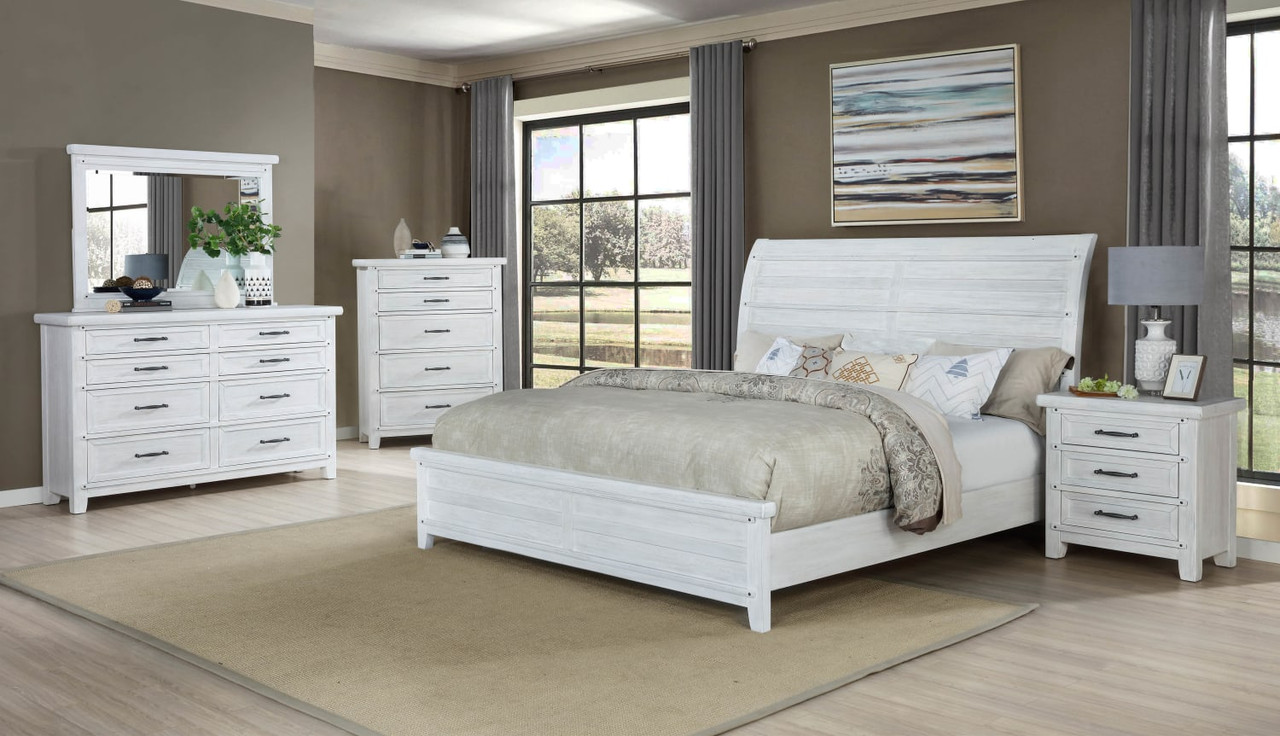 Lakeland Collection Queen Bed
