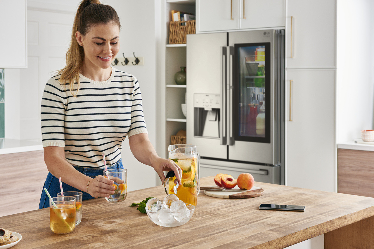 LG STUDIO 24 cu. ft. Smart InstaView® Door-in-Door® Large Capacity Counter-Depth Refrigerator with Craft Ice™ Maker - SRFVC2416S