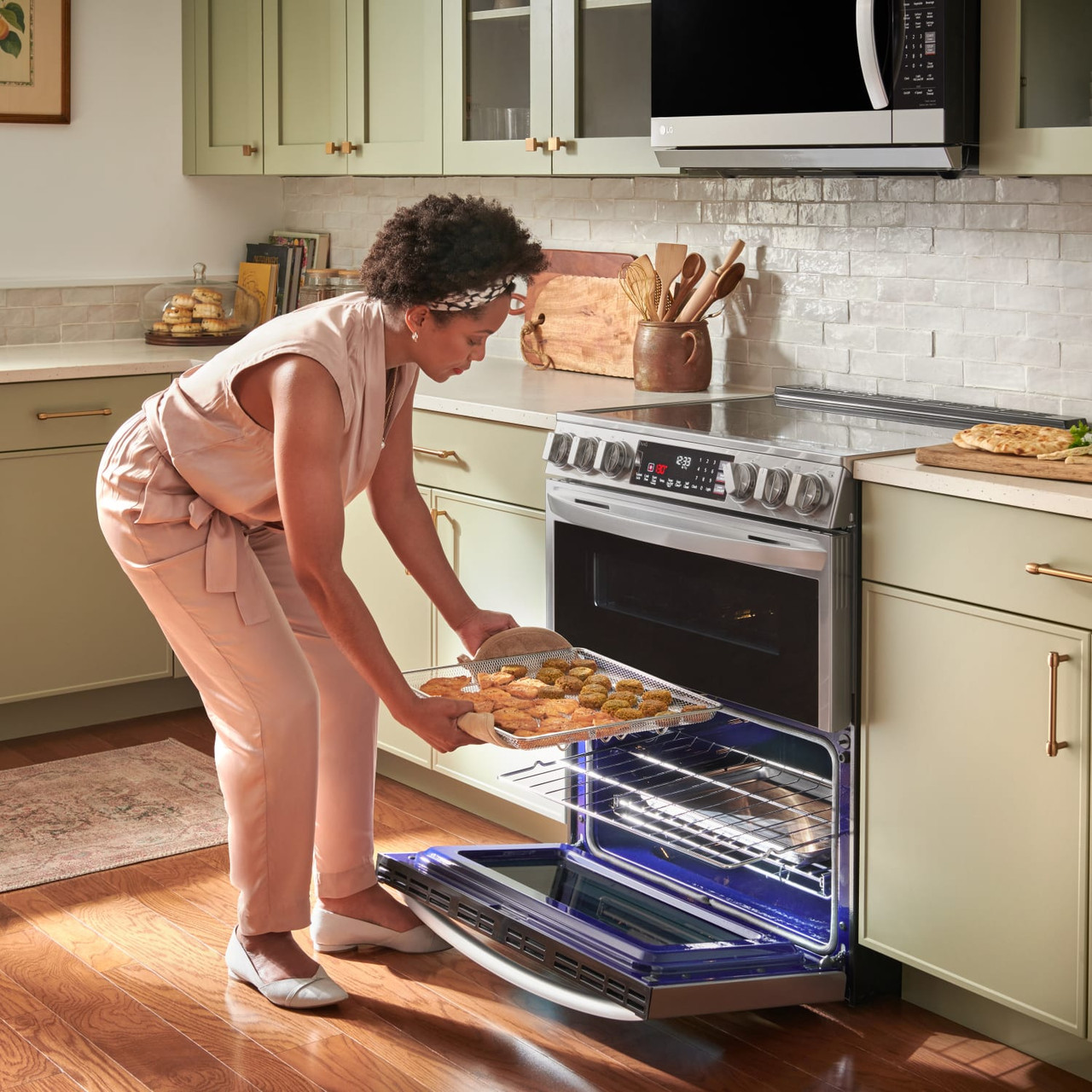 LG 7.3 cu.ft. Smart Wi-Fi Enabled Electric Double Oven Slide-In Range with ProBake Convection and InstaView - LTEL7337F