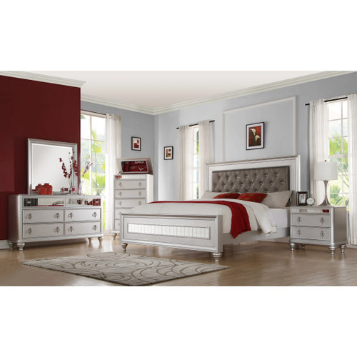 Carousel Bedroom King Bed, Dresser & Mirror - Lifestyle Image